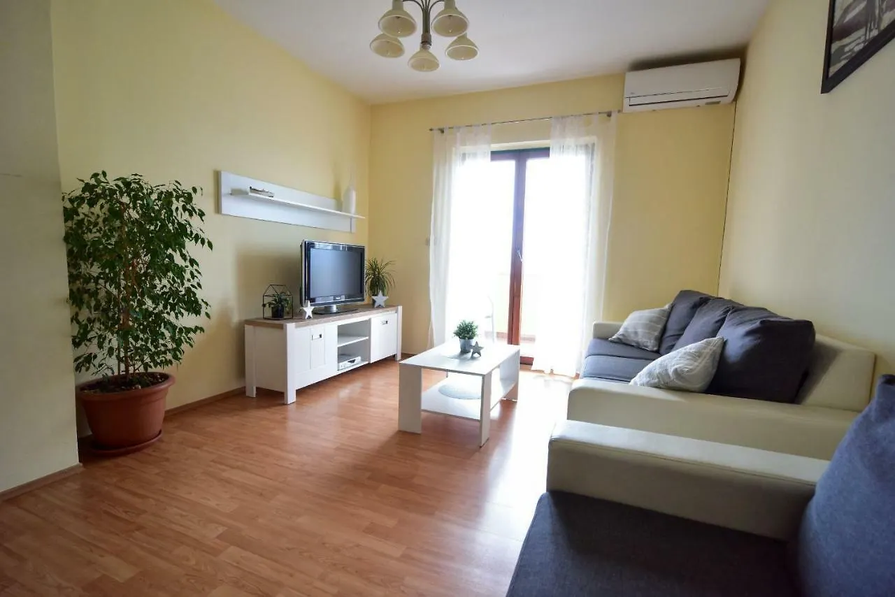 Apartment Marcella 2 Ljubac