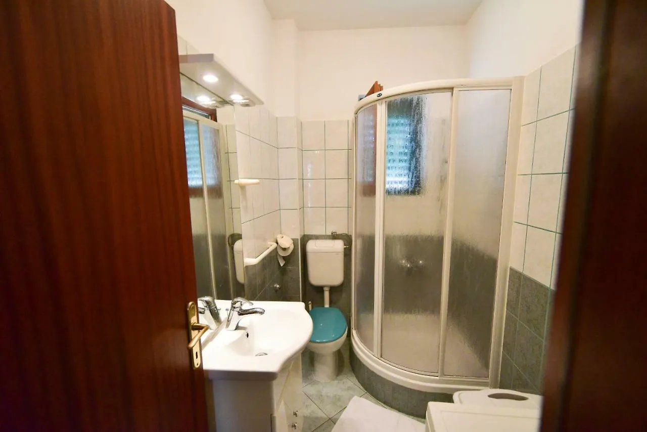 Apartment Marcella 2 Ljubac
