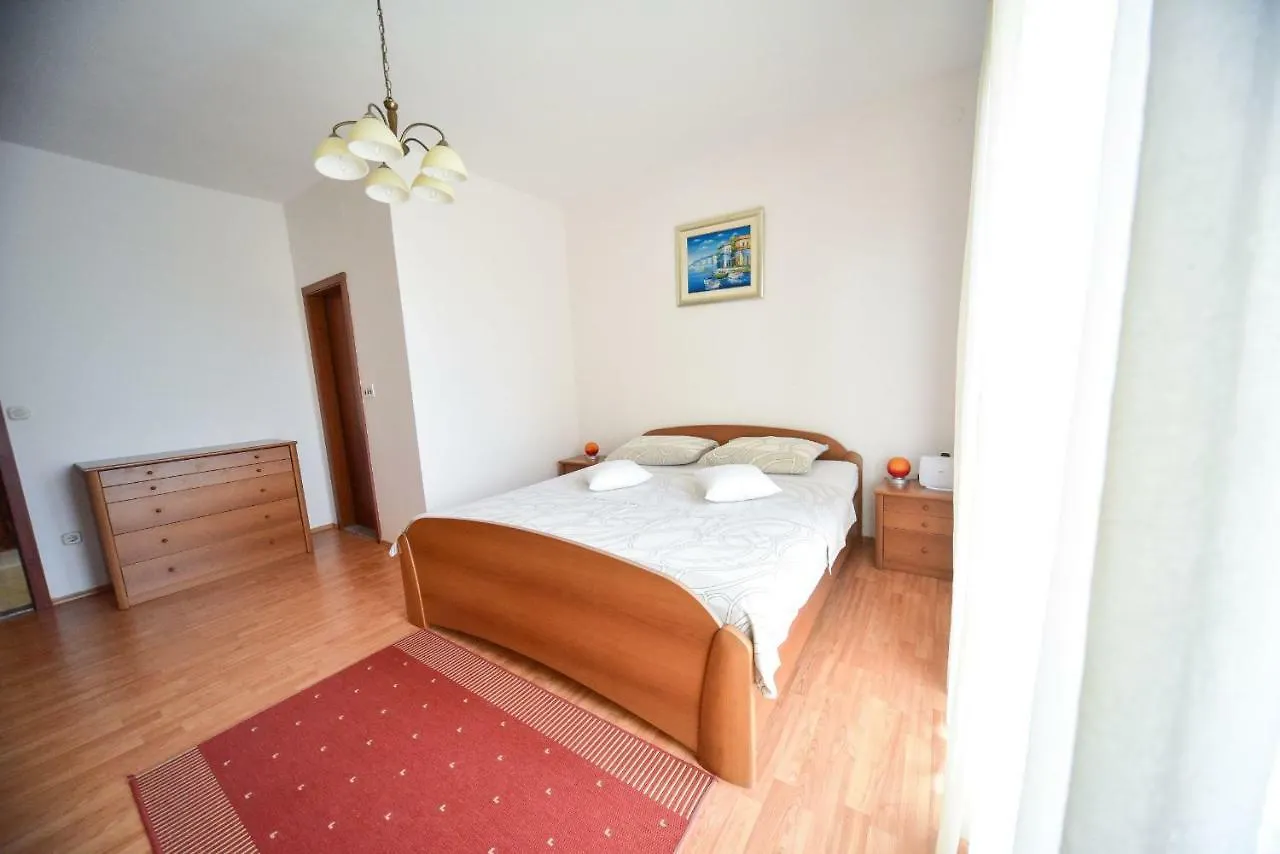 Apartment Marcella 2 Ljubac